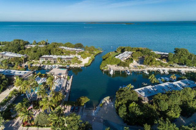 96000 Overseas Highway, Unit APT D2, Key Largo, FL 33037 Photo