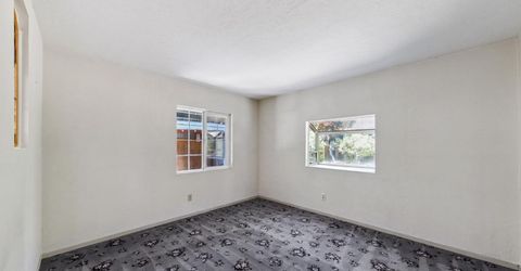 1366 Bonanza Avenue, South Lake Tahoe, CA 96150 Photo