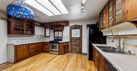 1366 Bonanza Avenue, South Lake Tahoe, CA 96150 Photo