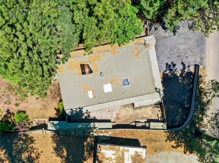 1366 Bonanza Avenue, South Lake Tahoe, CA 96150 Photo