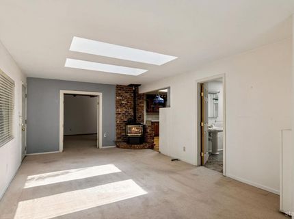 1366 Bonanza Avenue, South Lake Tahoe, CA 96150 Photo