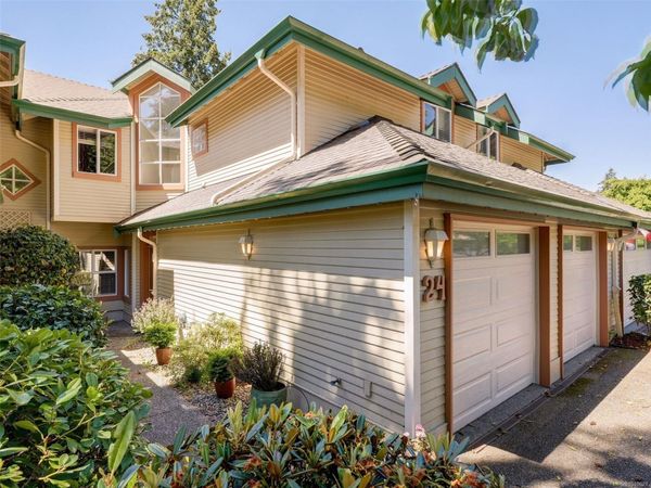 520 Marsett Pl, Unit #24, Saanich, BC V8Z 7J1