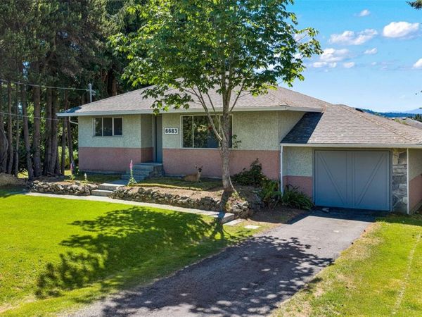 6683 Lincroft Rd , Sooke, BC V9Z 0A2