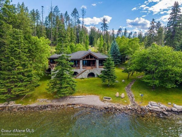 55 La Vita Bella Lane , Hope, ID 83836