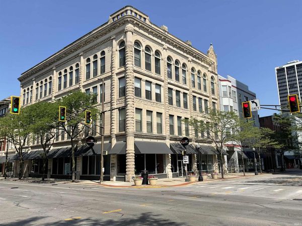 112 W Washington Boulevard, Unit 319, Fort Wayne, IN 46802