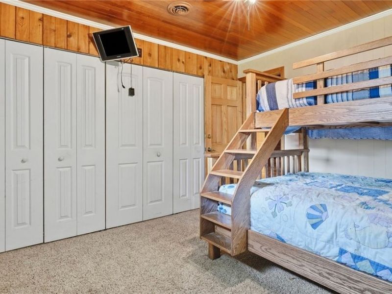 1036 W Lakeshore Drive, Kelleys Island, OH 43438 Photo 23