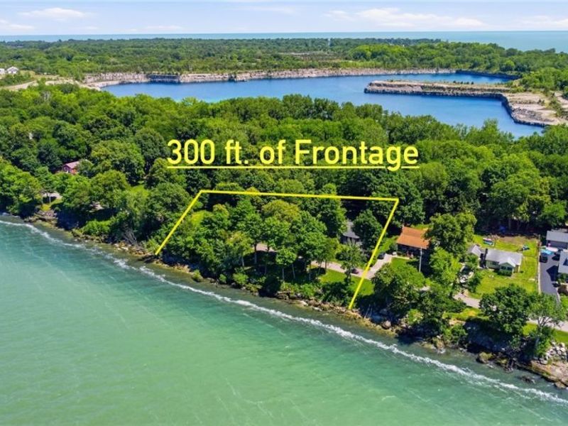 1036 W Lakeshore Drive, Kelleys Island, OH 43438 Photo 5