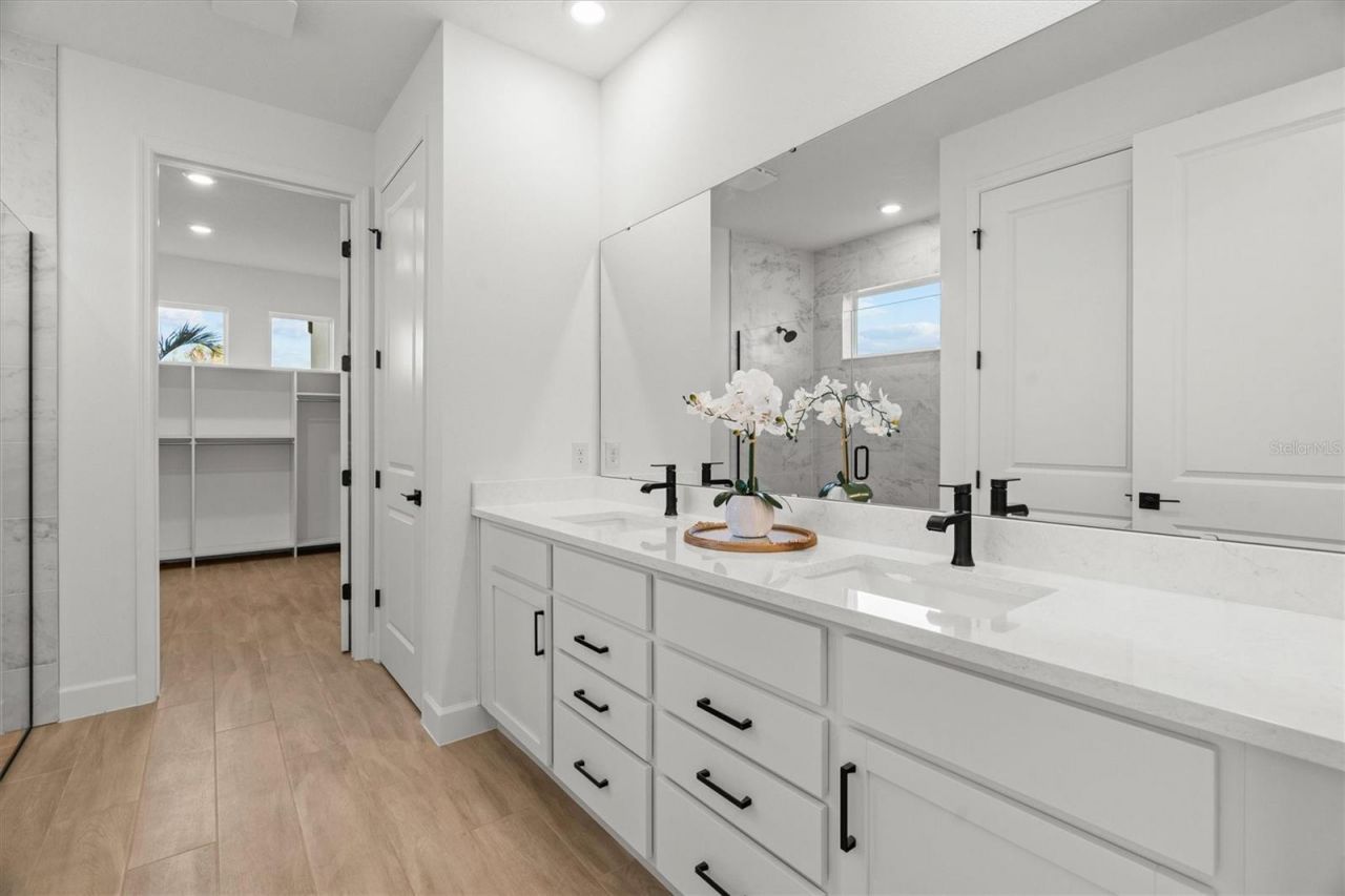4509 Dallas Boulevard , Orlando, FL 32833 Photo