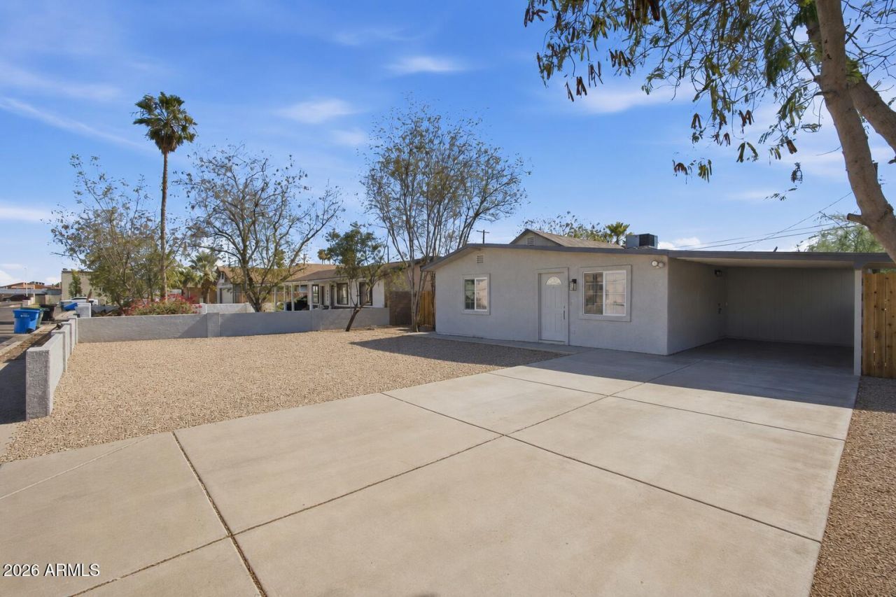 4416 N 22nd Drive, Phoenix, AZ 85015 Main Photo