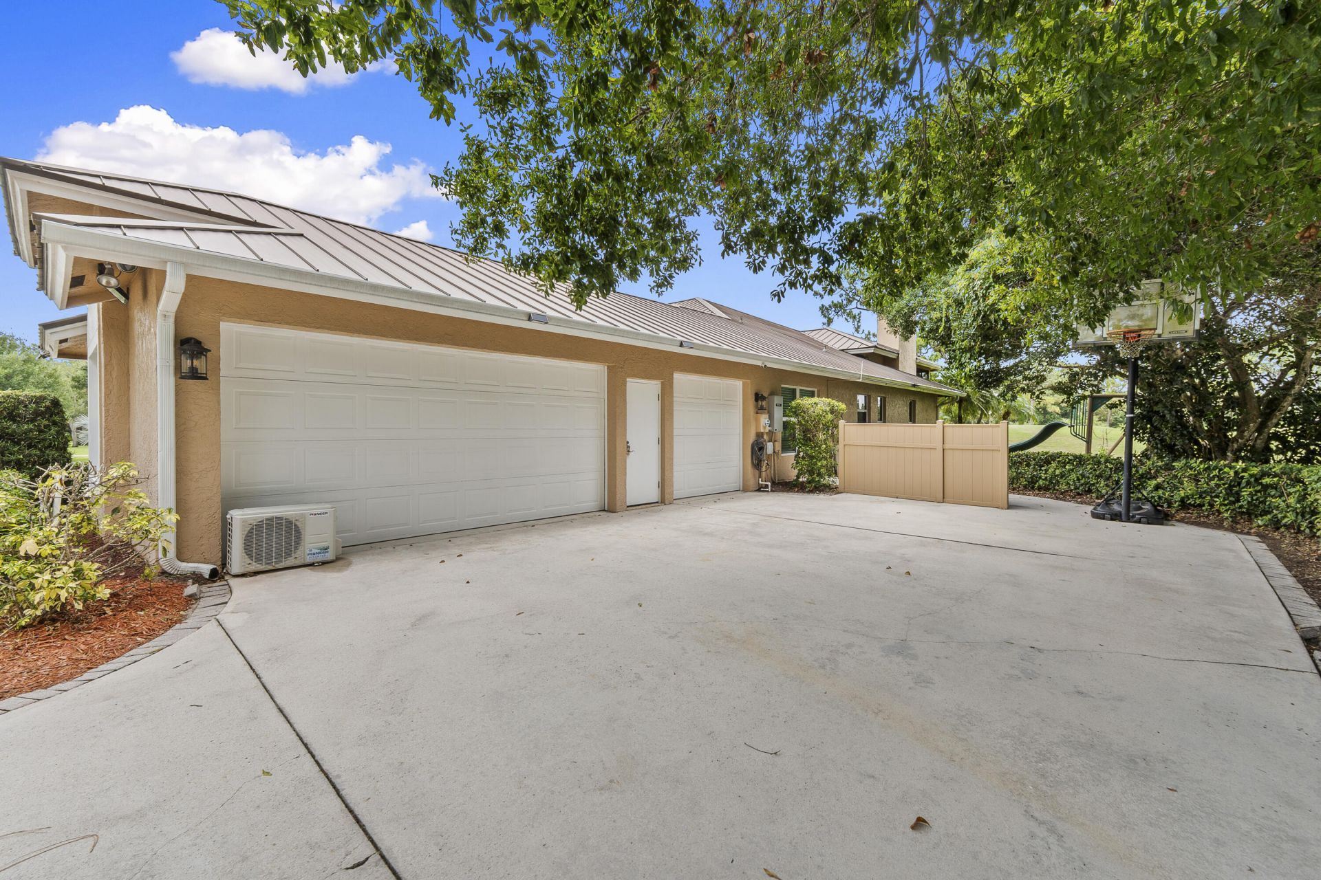 7310 Reserve Creek Drive, Port Saint Lucie, FL 34986 Photo