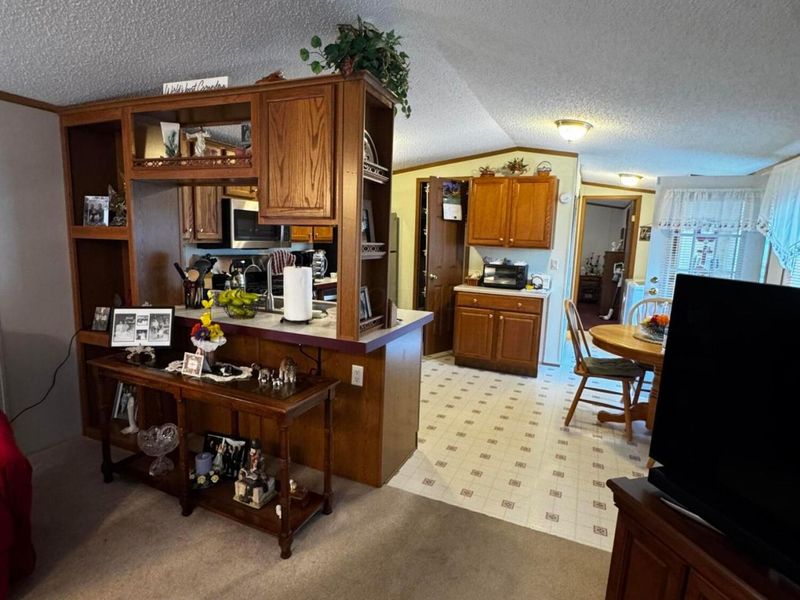 237 Estates Lane, Reynoldsburg, OH 43068 Photo 9