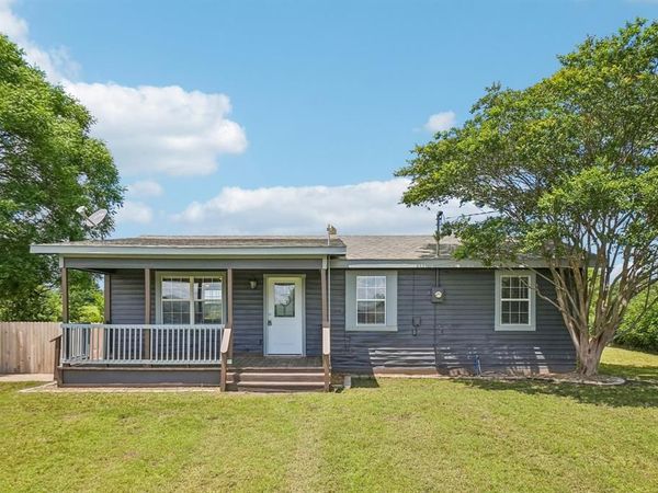 2082 FM-1566, Celeste, TX 75423