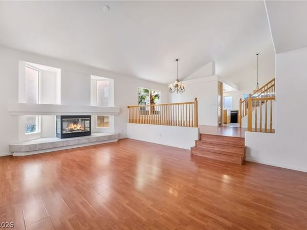 1884 Silver Bough Court , Las Vegas, NV 89183