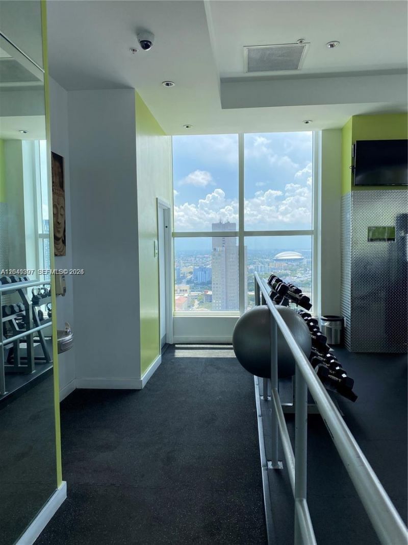133 NE 2nd Ave, Unit 915, Miami, FL 33132 Photo