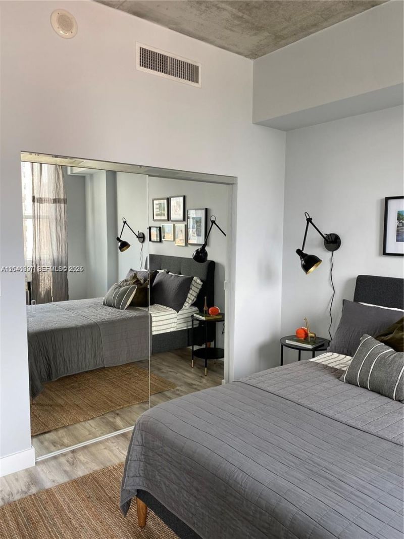 133 NE 2nd Ave, Unit 915, Miami, FL 33132 Photo
