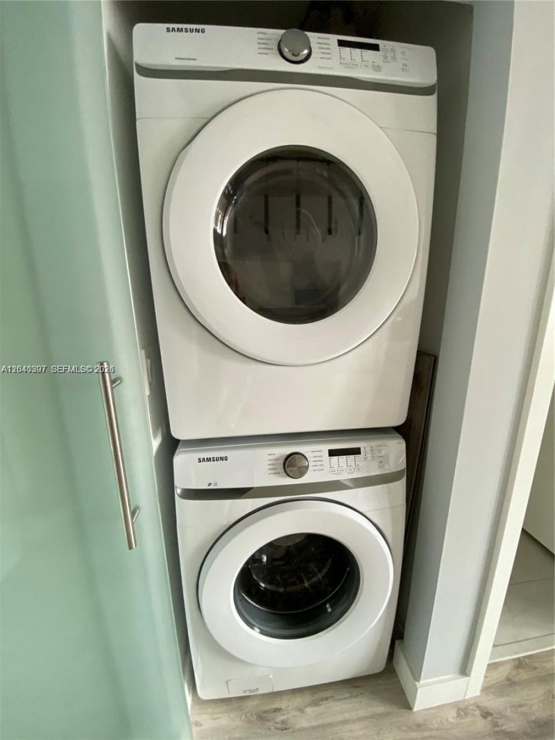 133 NE 2nd Ave, Unit 915, Miami, FL 33132 Photo
