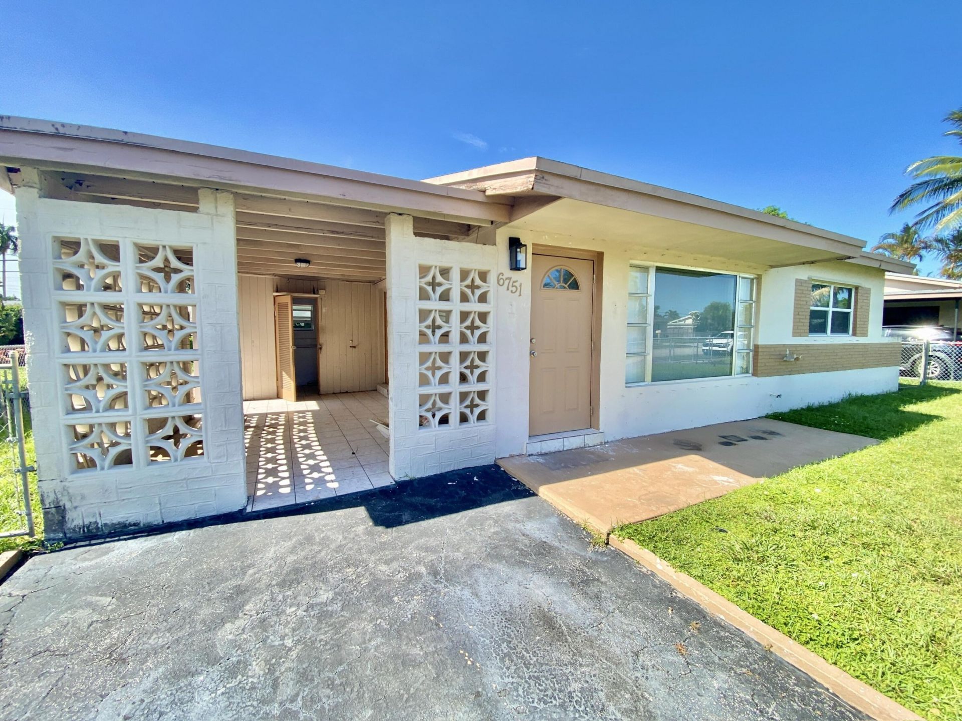 6751 Liberty Street, Hollywood, FL 33024 Photo