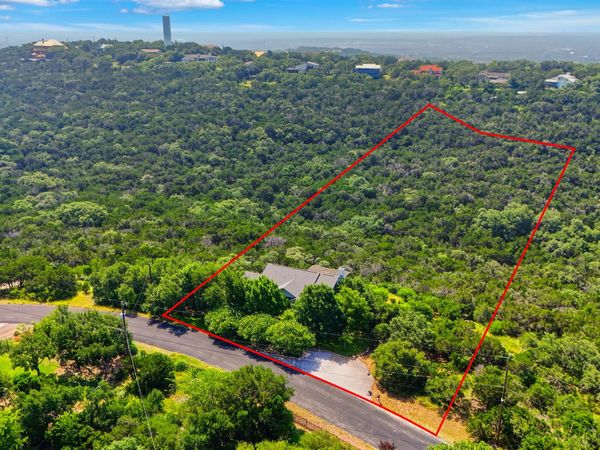 9846 Cash Mountain Rd, Helotes, TX 78023