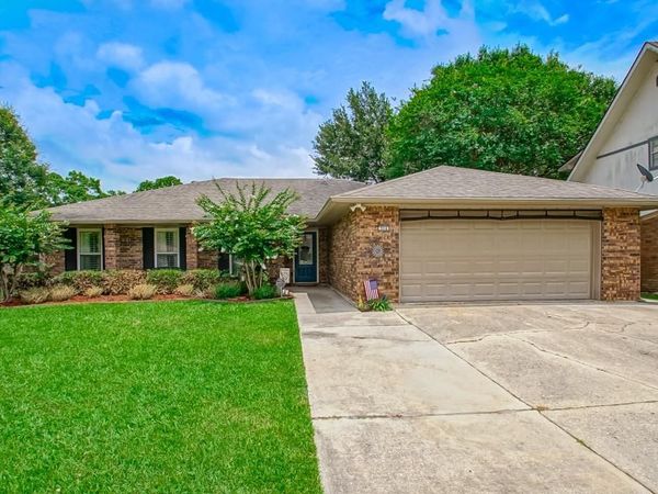 904 DOLLY MADISON Court, Slidell, LA 70458