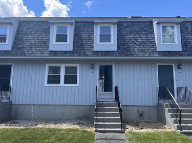 18 Bluestone Drive, Nashua, NH 03060