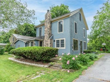 107 W Hamilton Street, Sackets Harbor, NY 13685