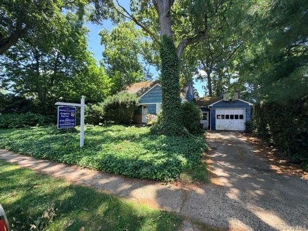 3666 Bunker Avenue , Wantagh, NY 11793