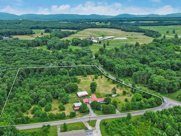 64 Coppett Road, Crossville, TN 38572