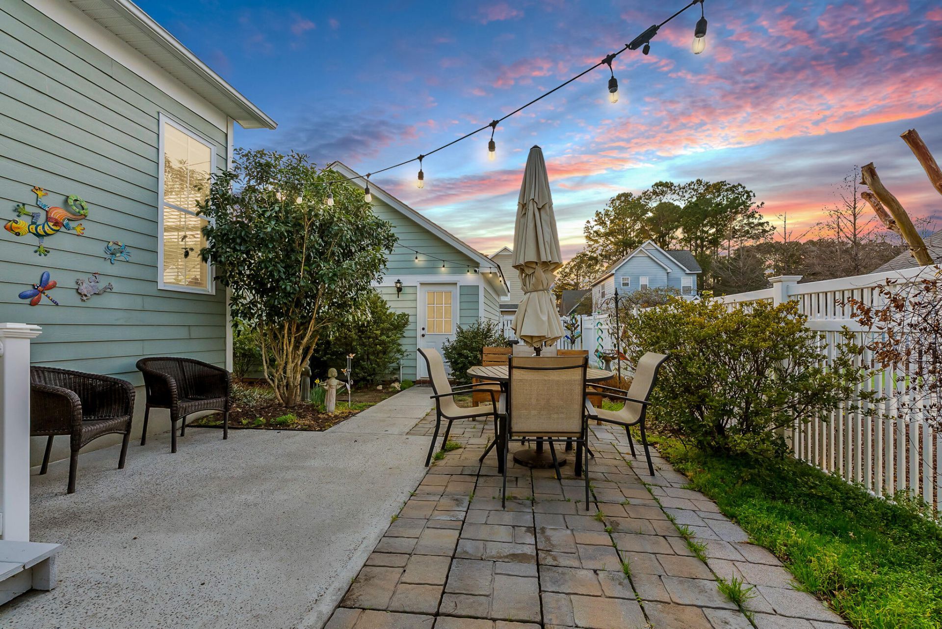302 Hydrangea Street Photo 14