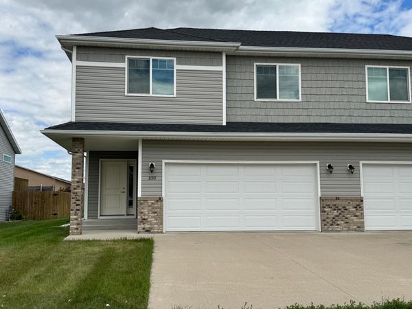 3130 27th Street S, Moorhead, MN 56560