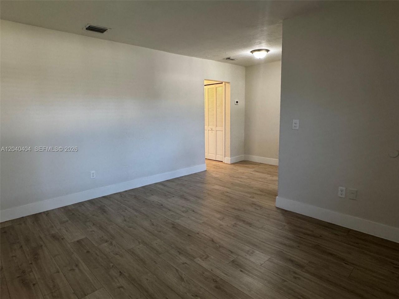 1330 W 29th St, Unit 37, Hialeah, FL 33012 Photo