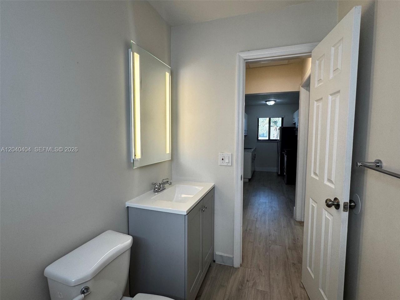 1330 W 29th St, Unit 37, Hialeah, FL 33012 Photo