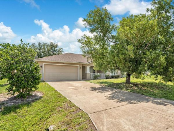 2904 NE 4TH PLACE , CAPE CORAL, FL 33909