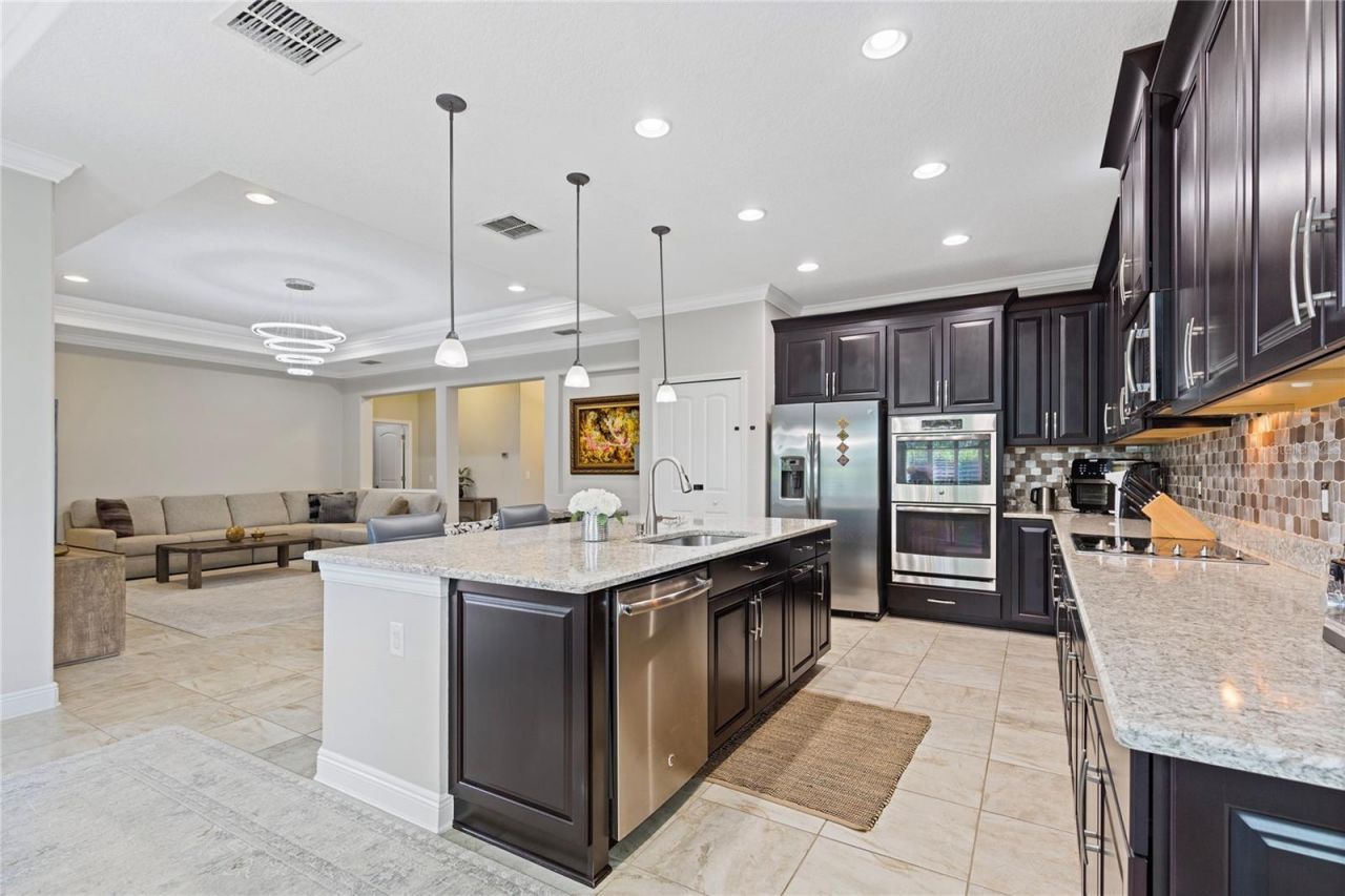 743 Wellington Court, Oldsmar, FL 34677 Photo