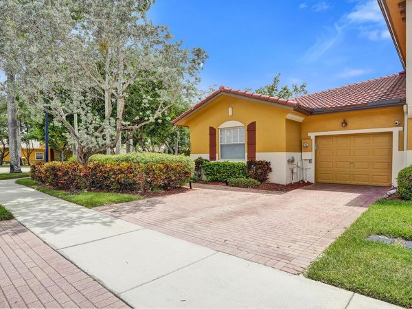 5779 NW 120th Avenue, Coral Springs, FL 33076