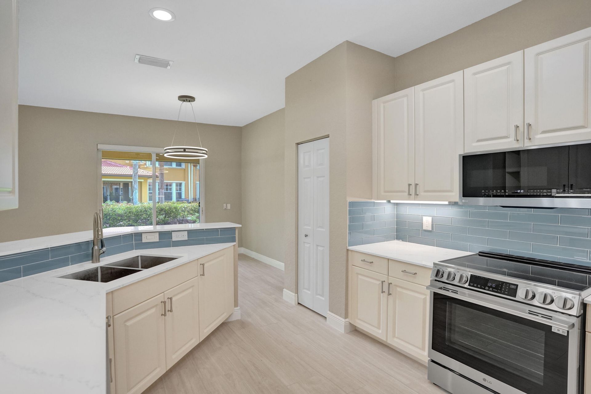 5779 NW 120th Avenue, Coral Springs, FL 33076 Photo