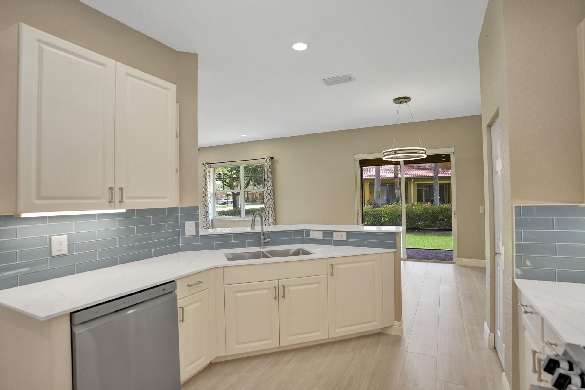 5779 NW 120th Avenue, Coral Springs, FL 33076 Photo