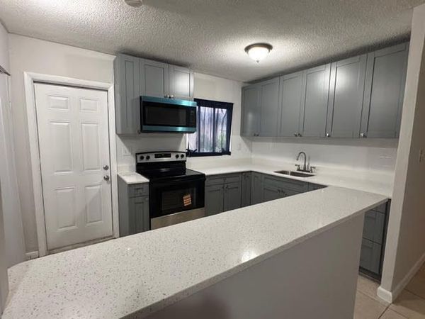 322 SW 2nd Street, Unit 3, Pompano Beach, FL 33060