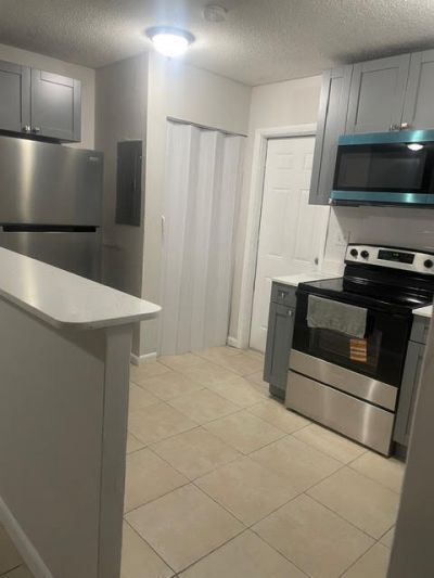 322 SW 2nd Street, Unit 3, Pompano Beach, FL 33060 Photo