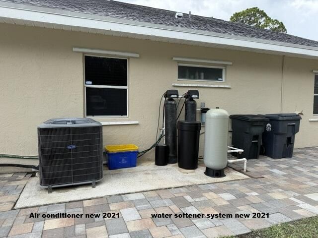 16304 Orange Boulevard, The Acreage, FL 33470 Photo