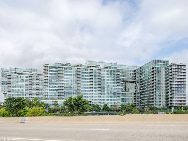9655 Woods Drive , Unit 1001, Skokie, IL 60077