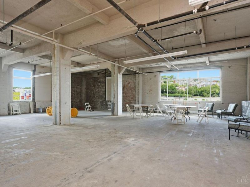 400 Pike Street, Unit 612, Cincinnati, OH 45202 Photo 83