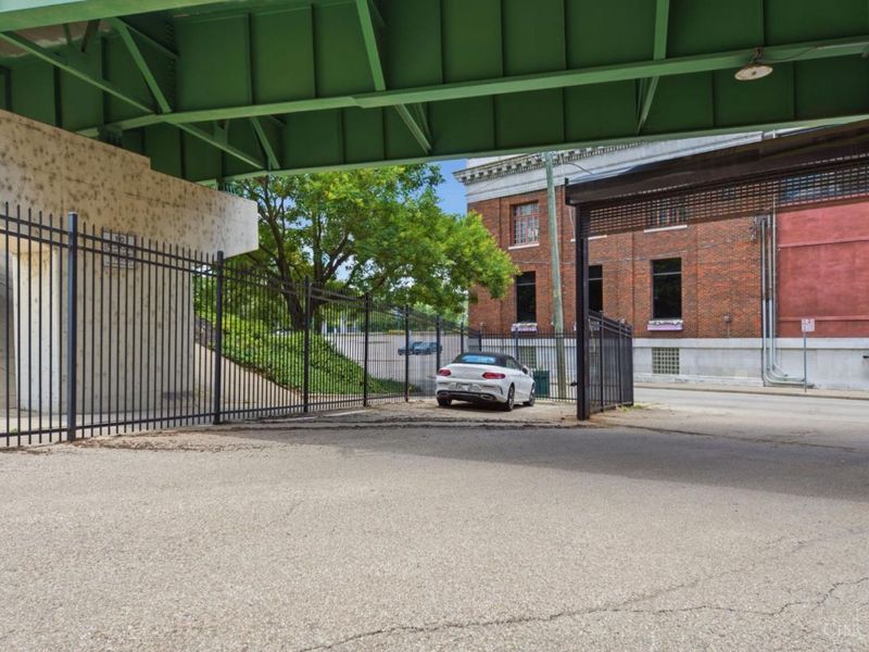 400 Pike Street, Unit 612, Cincinnati, OH 45202 Photo 85