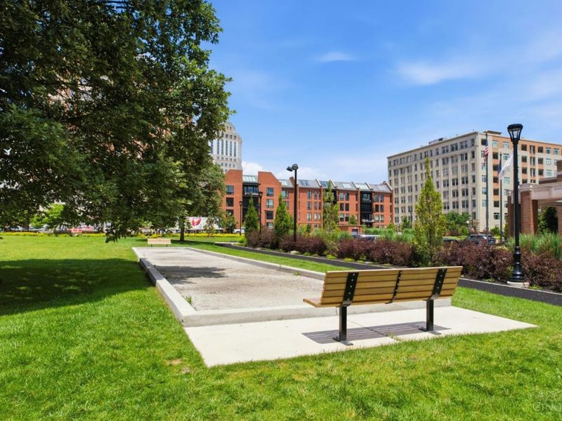 400 Pike Street, Unit 612, Cincinnati, OH 45202 Photo 89