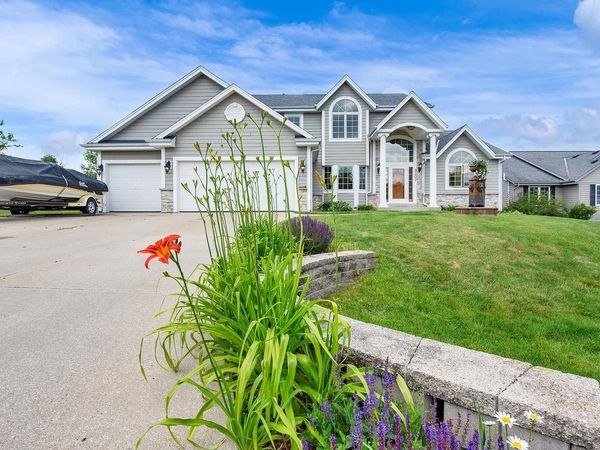 9505 N Michael COURT, Milwaukee, WI 53224