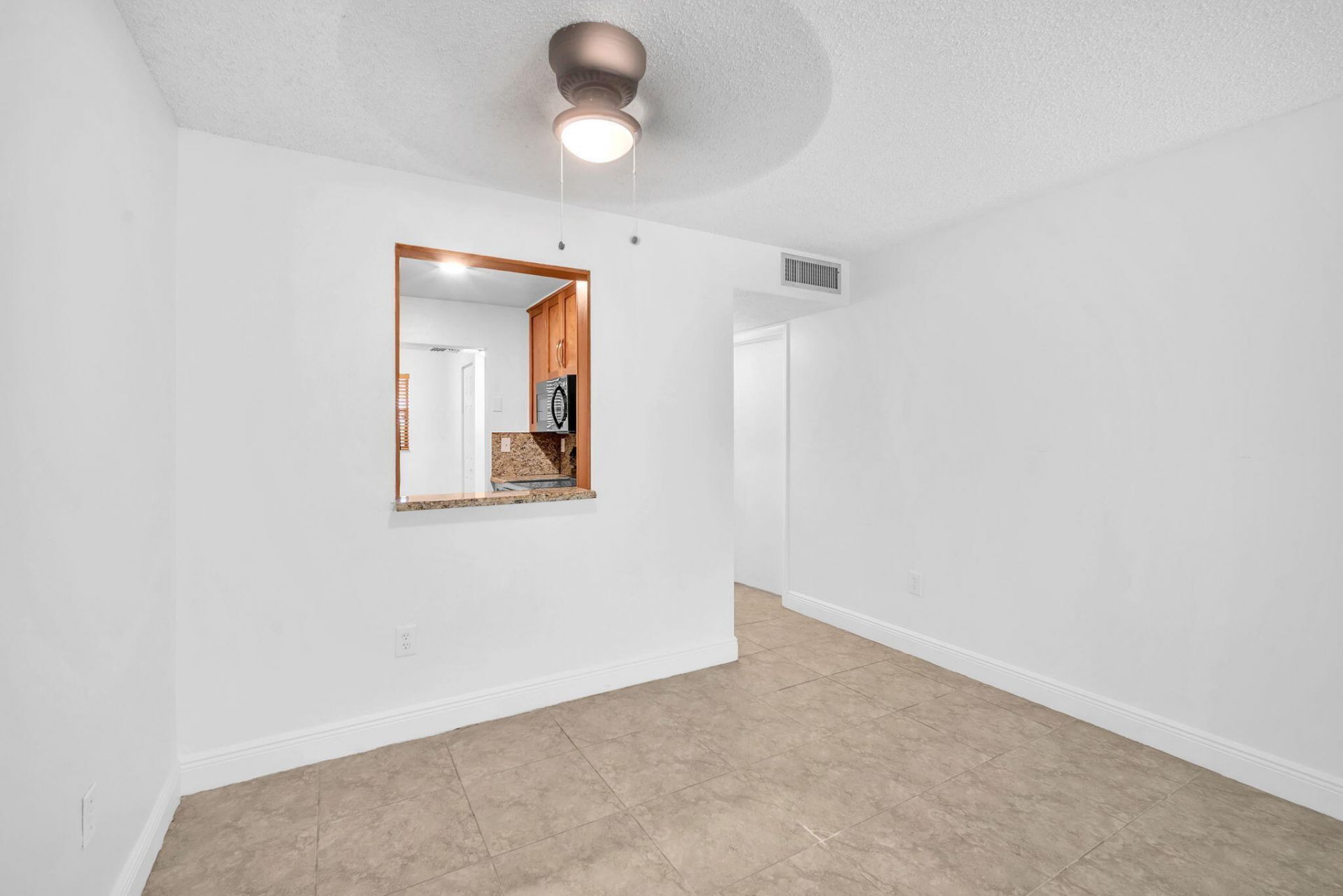 1021 Mockingbird Lane, Unit 303, Plantation, FL 33324 Photo