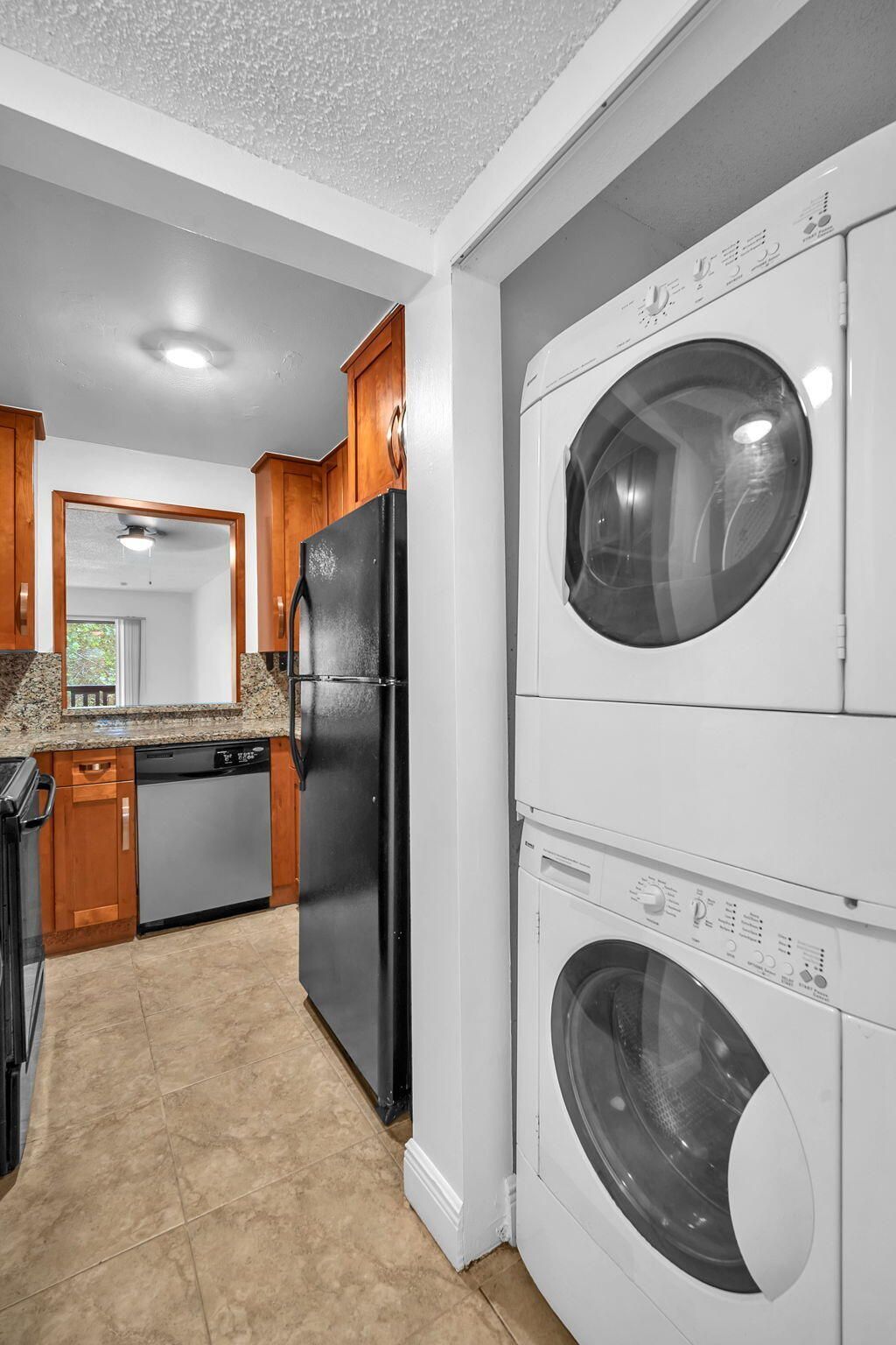 1021 Mockingbird Lane, Unit 303, Plantation, FL 33324 Photo