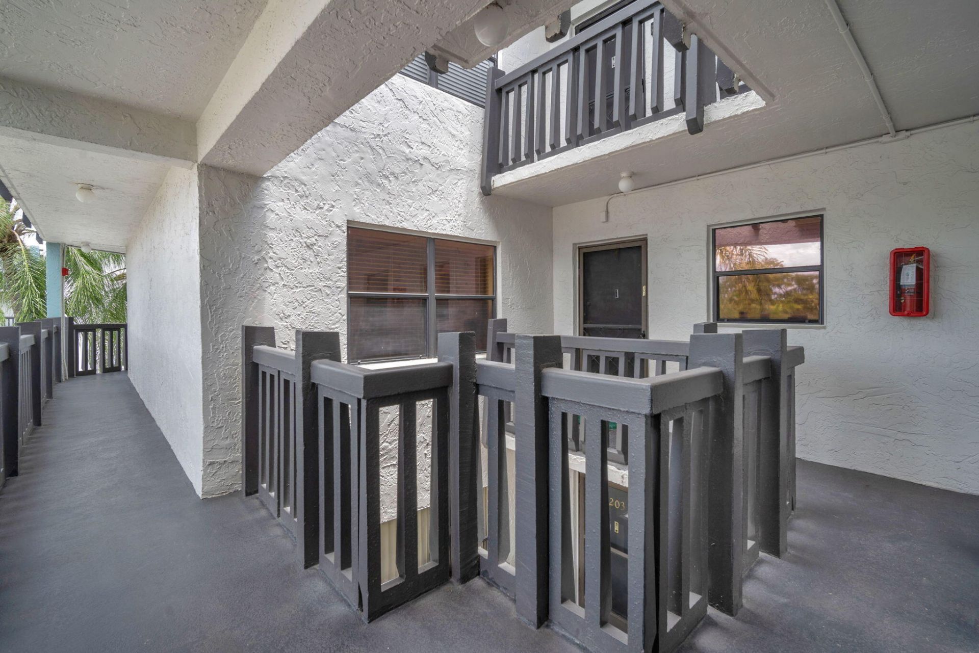 1021 Mockingbird Lane, Unit 303, Plantation, FL 33324 Photo
