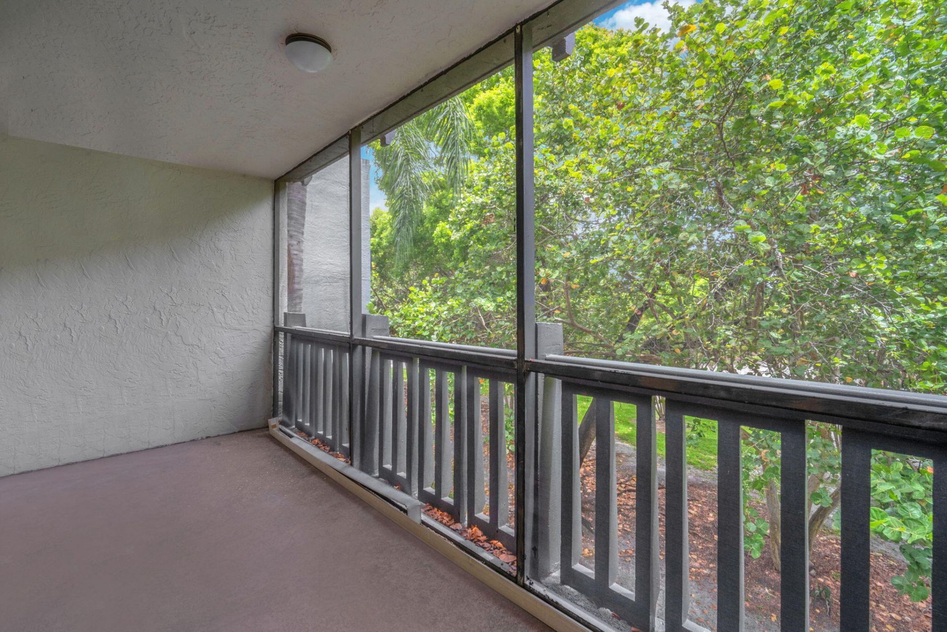 1021 Mockingbird Lane, Unit 303, Plantation, FL 33324 Photo