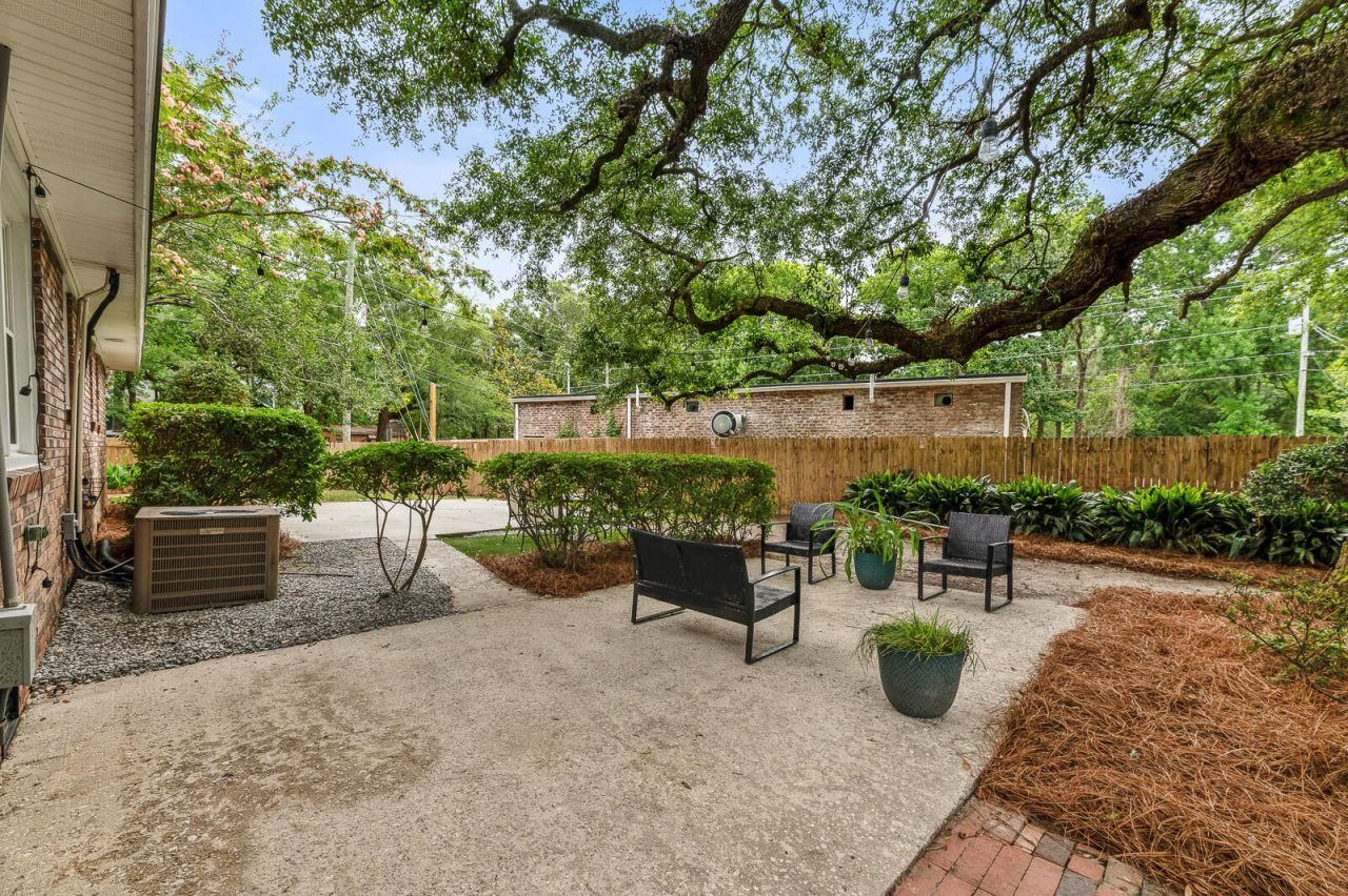 514 Mansfield Street Photo 30