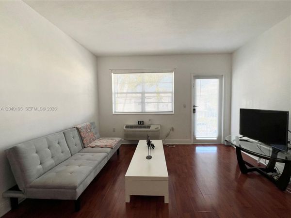 450 77th St, Unit 6, Miami Beach, FL 33141